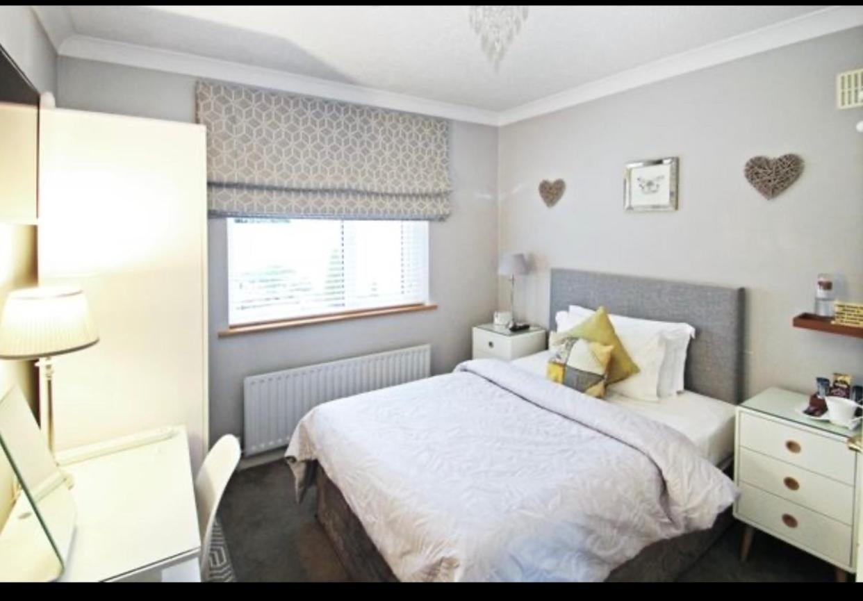 ゴールウェイ Almara House Bed & Breakfast エクステリア 写真